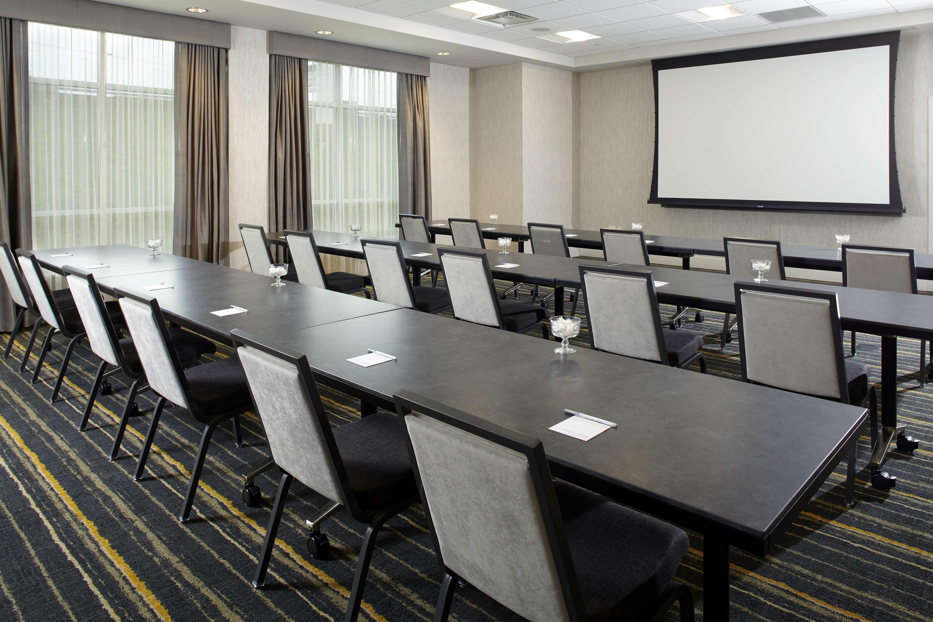 Hampton Inn & Suites Pittsburgh Airport South/Settlers Ridge Robinson Township  Ngoại thất bức ảnh