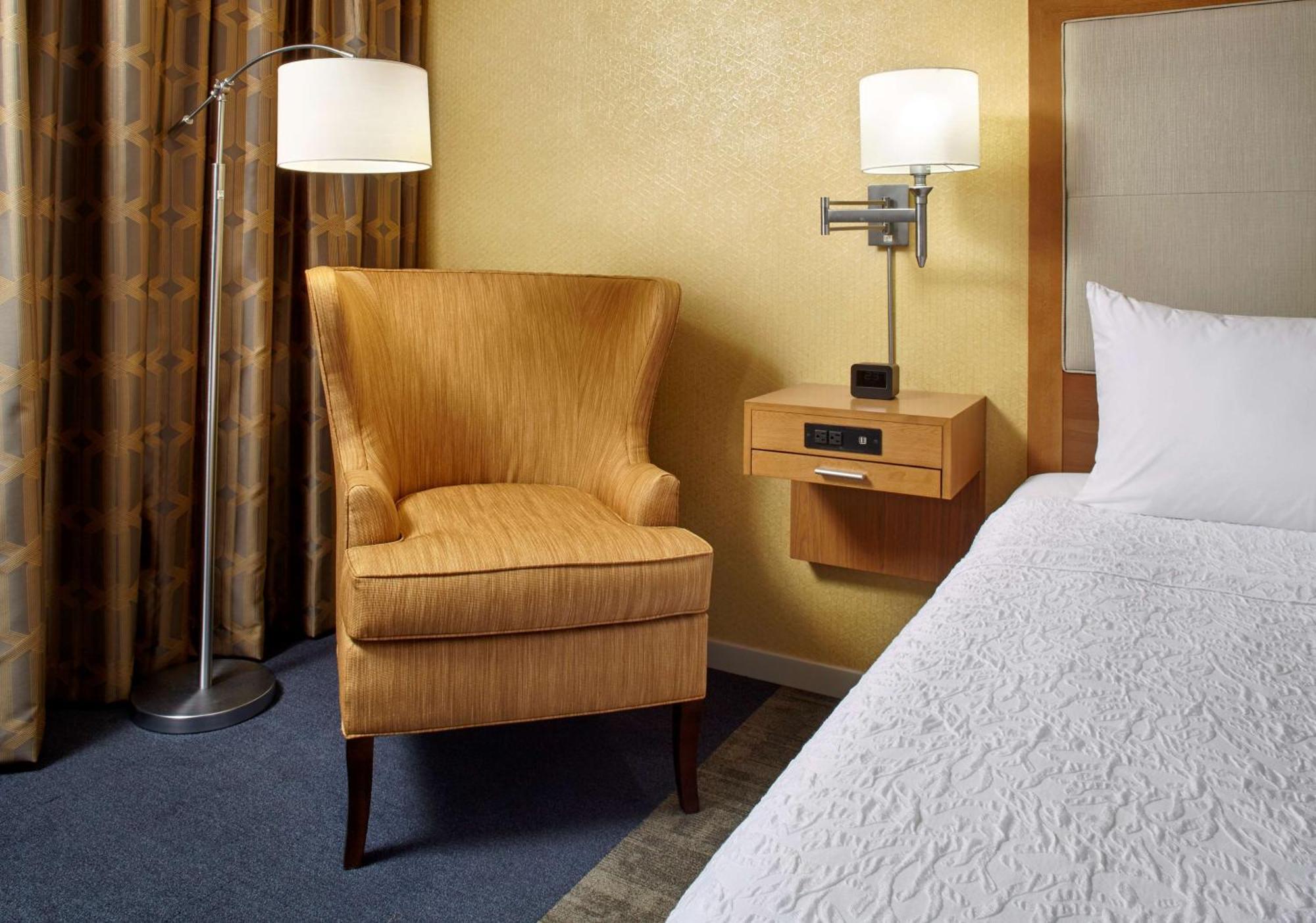 Hampton Inn & Suites Pittsburgh Airport South/Settlers Ridge Robinson Township  Ngoại thất bức ảnh