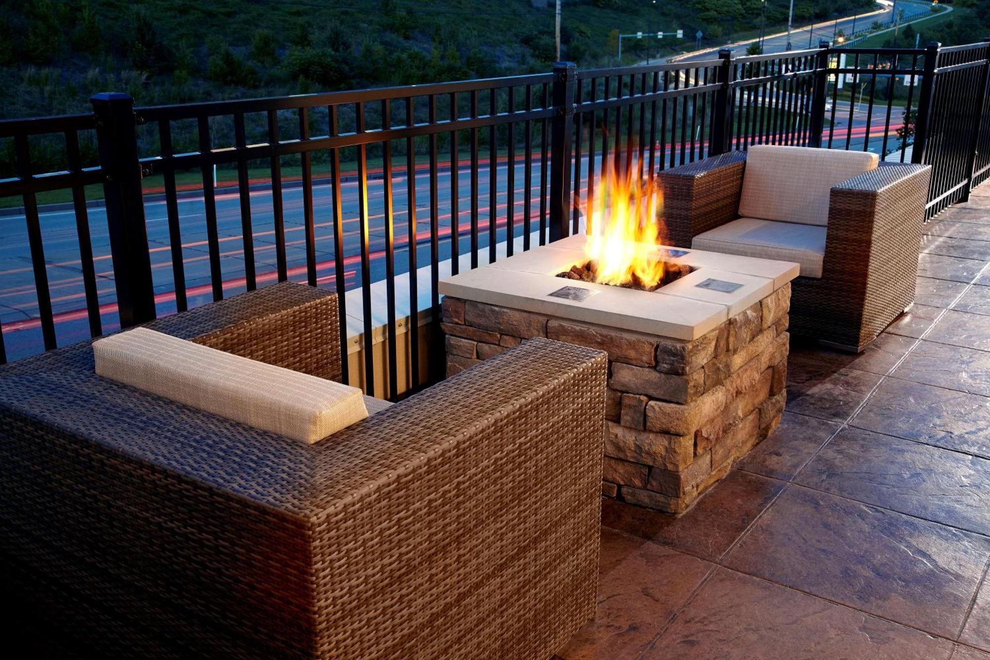Hampton Inn & Suites Pittsburgh Airport South/Settlers Ridge Robinson Township  Ngoại thất bức ảnh